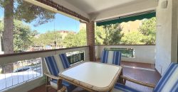 WOHNUNG MIT GROẞER TERRASSE IN PINETA