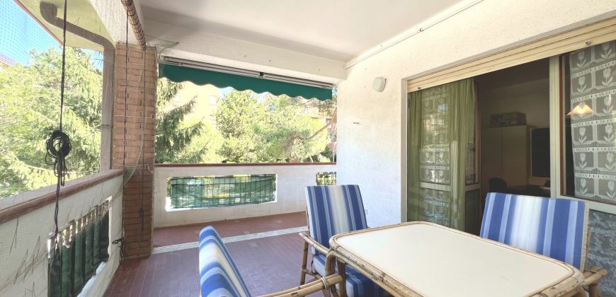 WOHNUNG MIT GROẞER TERRASSE IN PINETA