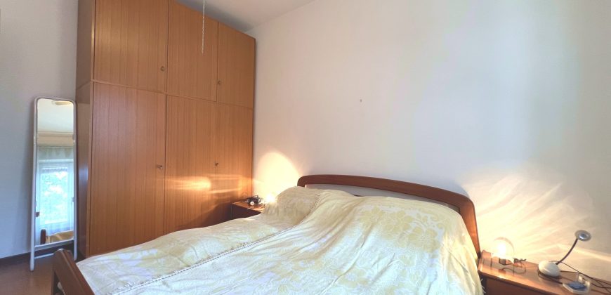 WOHNUNG MIT GROẞER TERRASSE IN PINETA