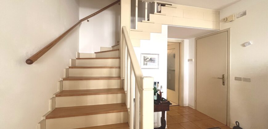 INDIPENDENT HOUSE WITH SEA VIEW