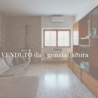 HOUSE WITH PRIVATE GARDEN IN CERVIGNANO