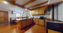 HOUSE IN HISTORICAL CENTER