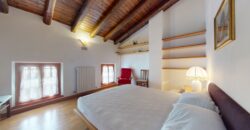 HOUSE IN HISTORICAL CENTER