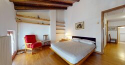 HOUSE IN HISTORICAL CENTER